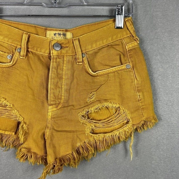 We The Free Cut-Off Denim Shorts Size 24 Mustard Yellow Raw Hem Distressed - Picture 4 of 9